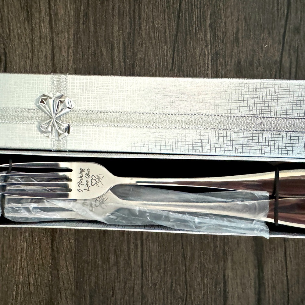 Set of 2 silver toned forks for wedding or anniversary. Engraved.